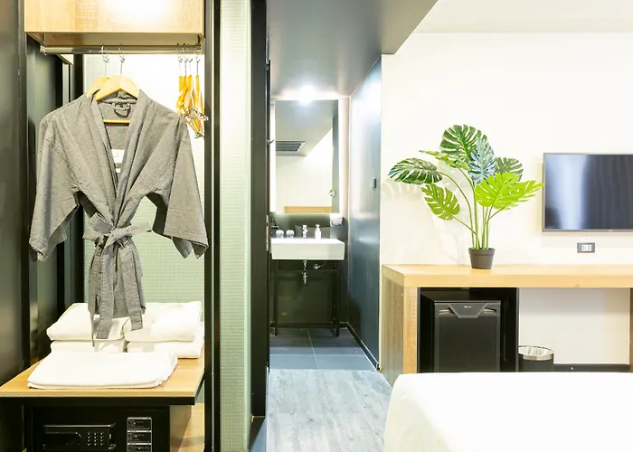Hotel Bkk 4*